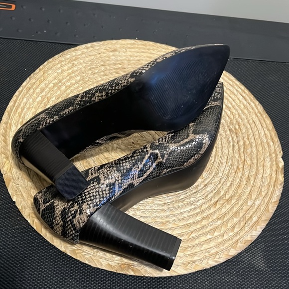Nygard Collection Animal Print Pointy Toe Block Heel Pump Heel Size 10 - Picture 6 of 15